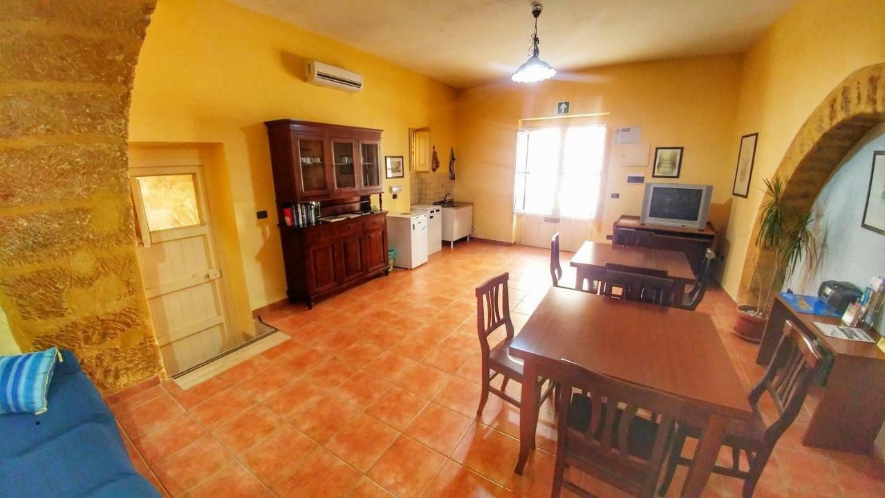 B&B Anita Agrigento Buitenkant foto